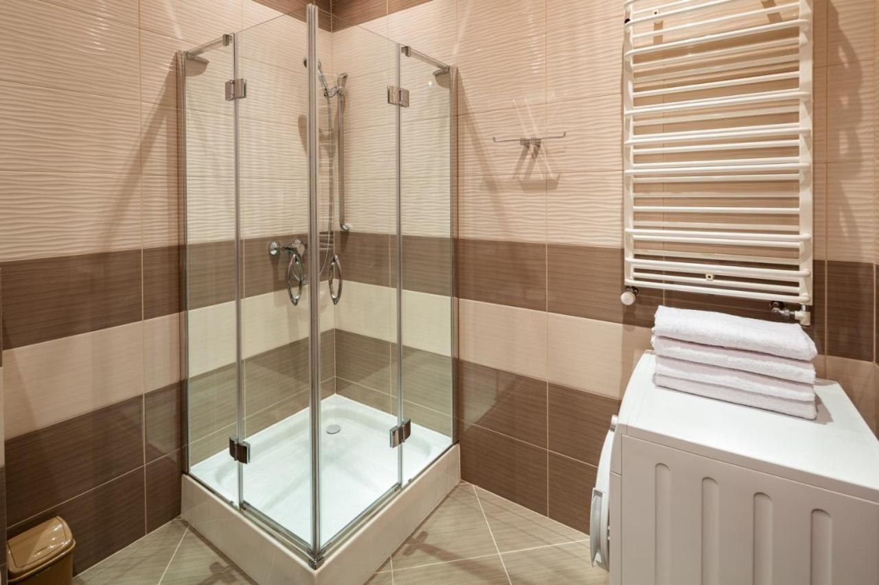 Alfa Apartments Svobody 31 إلفيف المظهر الخارجي الصورة