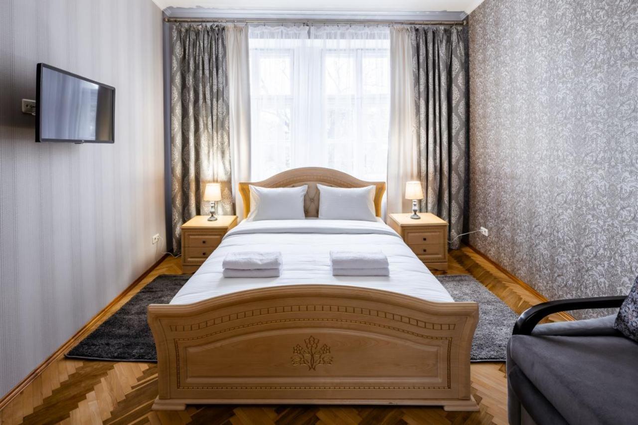 Alfa Apartments Svobody 31 إلفيف المظهر الخارجي الصورة