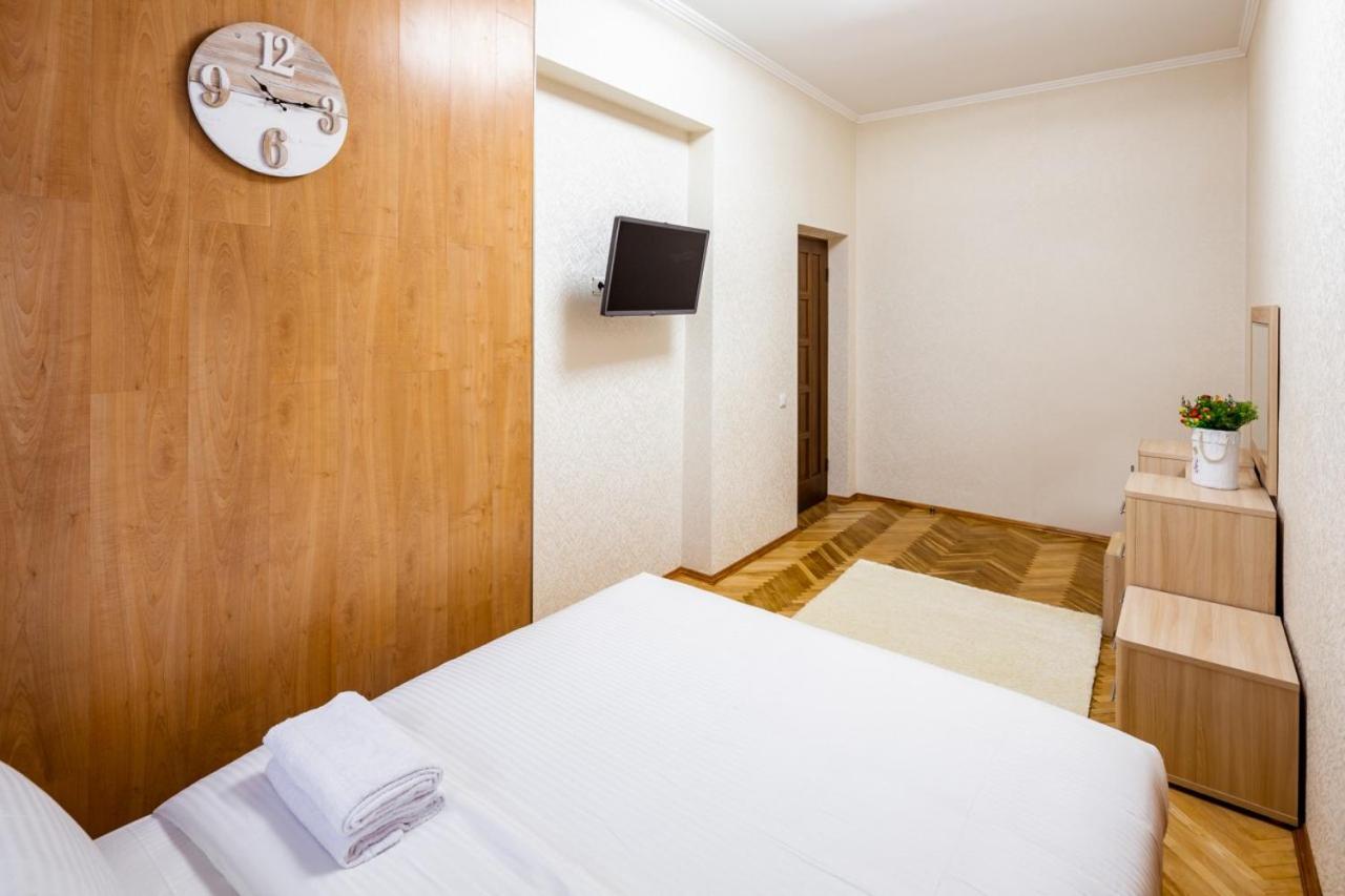 Alfa Apartments Svobody 31 إلفيف المظهر الخارجي الصورة