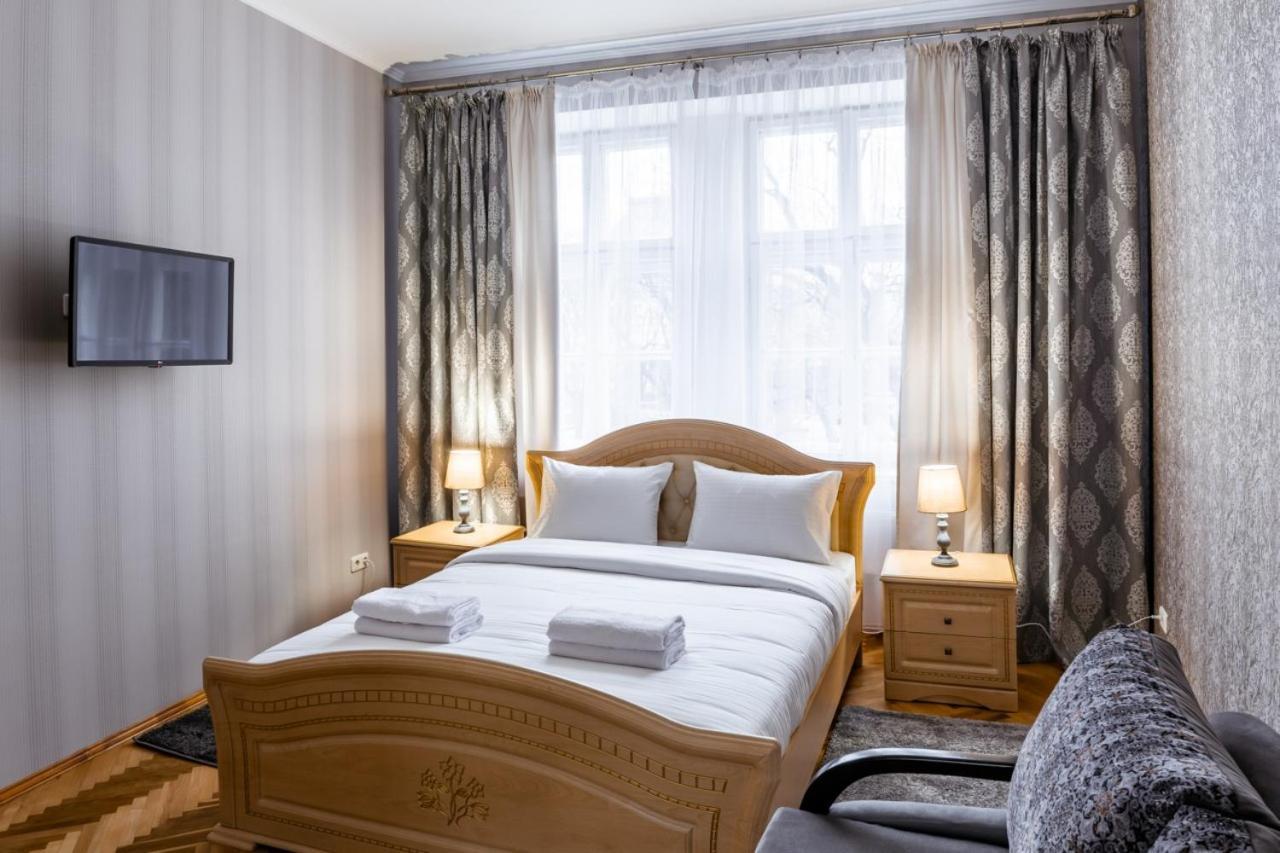 Alfa Apartments Svobody 31 إلفيف المظهر الخارجي الصورة
