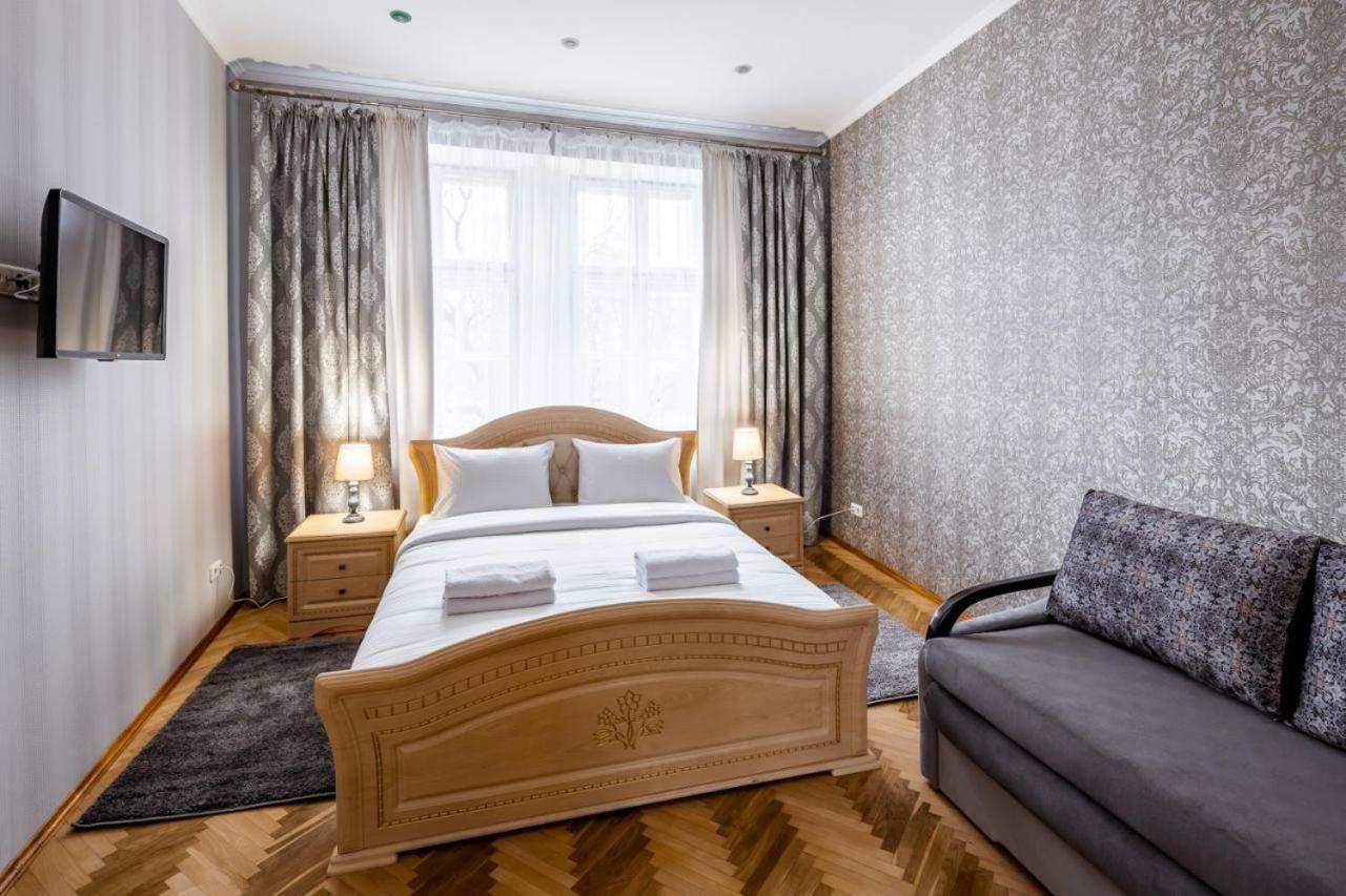 Alfa Apartments Svobody 31 إلفيف المظهر الخارجي الصورة